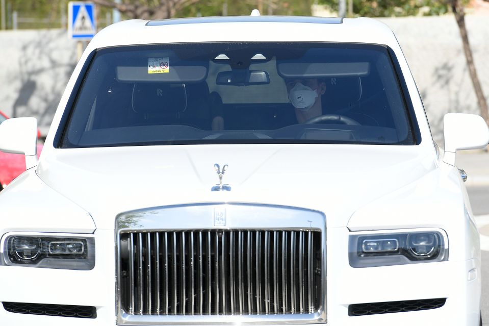  Antoine Griezmann rocked up in his white Rolls Royce wearing a protective face mask