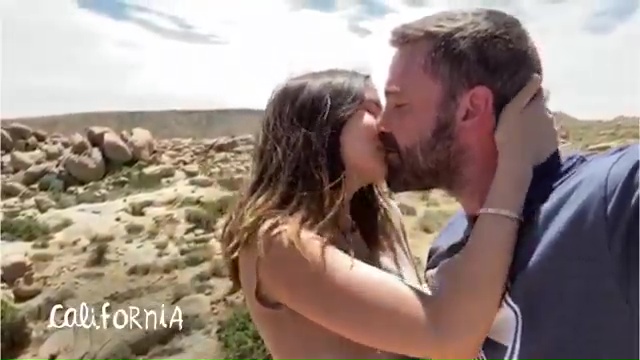  Ben Affleck and actress Ana de Armas also share a smooch in the video