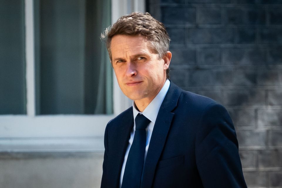  Gavin Williamson urges parents to send their kids back to school on Monday