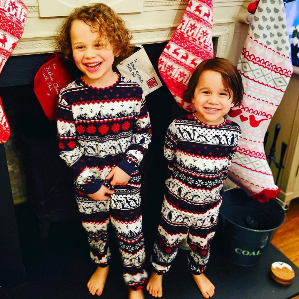  Her boys Bobby and Cole had matching Christmas pyjamas