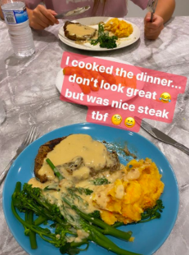  Dan Osborne cooked steak for his wife Jacqueline after she moved home part-time