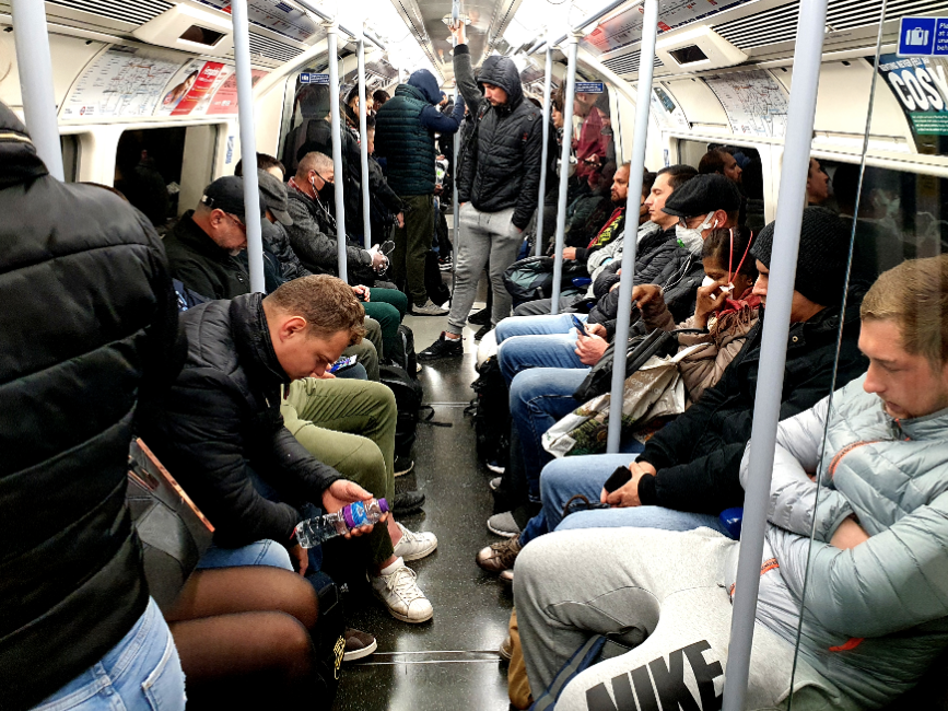  Commuters were unable to keep their 2m distance as they piled onto the London Underground this morning