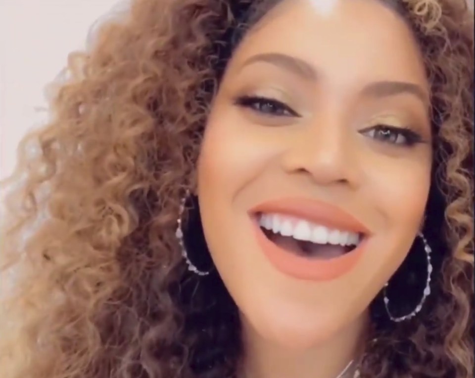 Beyoncé surprised Disney fans by appearing on a sing-along to raise cash for charity