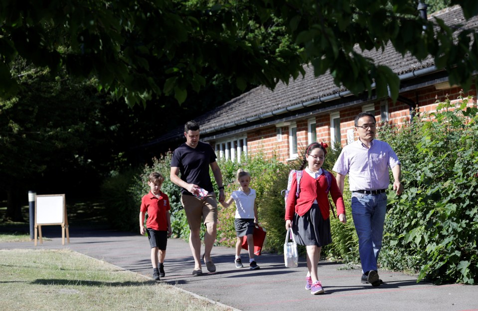  Parents have been advised to avoid gathering at school gates