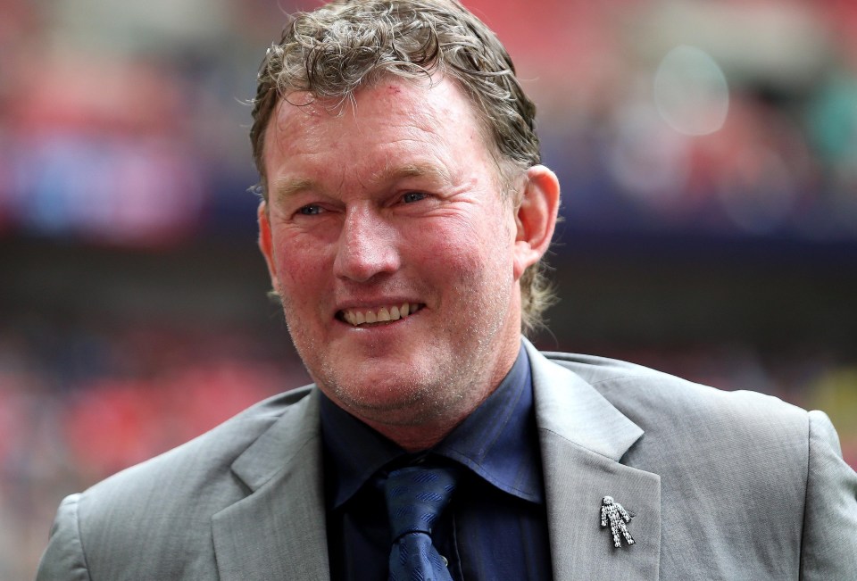 Dave Beasant’s decent club form saw him called up to replace injured David Seaman at Italia 90