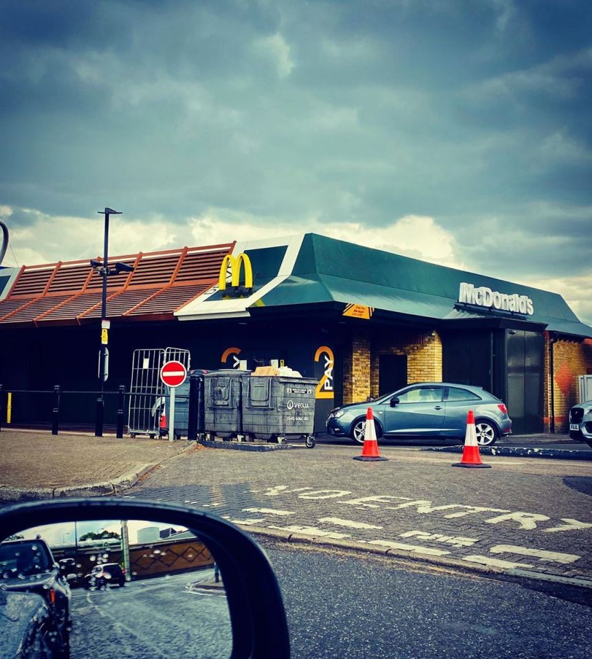  Piers Morgan enjoyed a trip to McDonald's in Wandsworth on Sunday