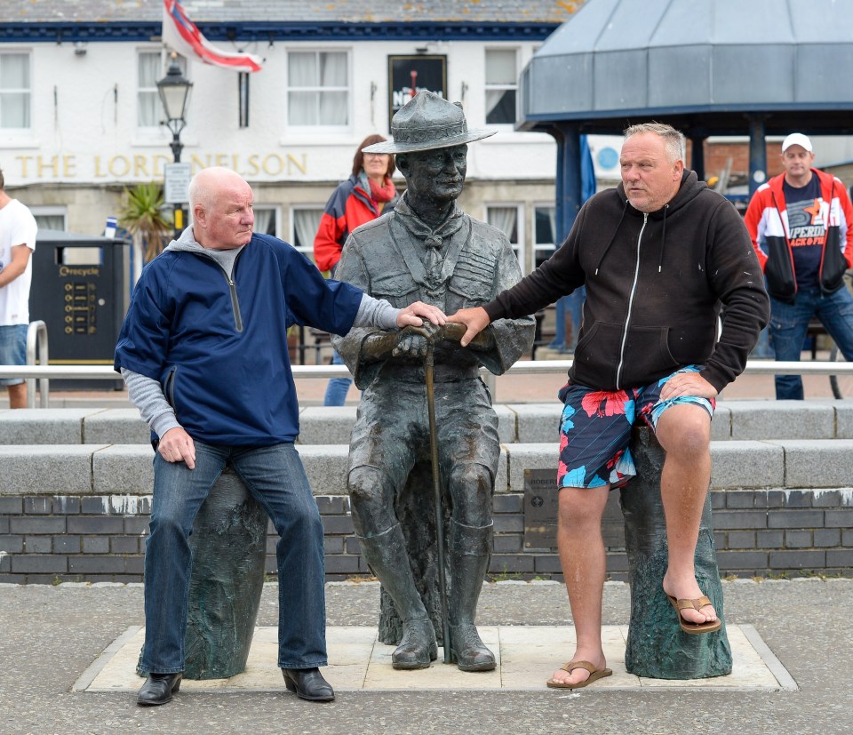 Locals have now started to protect the statue from being removed