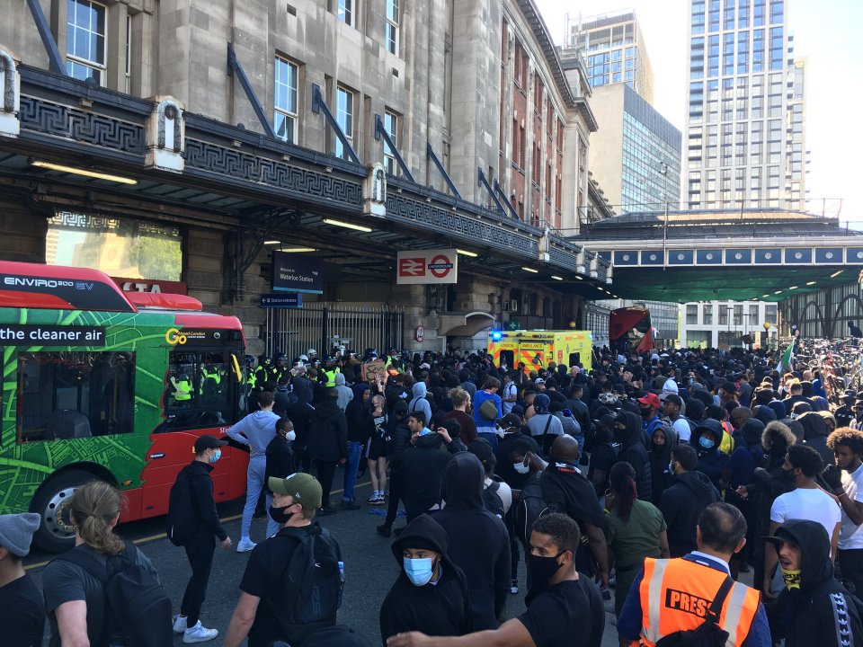 Protesters from both groups swarmed Waterloo Station as police tried ot prevent clashes