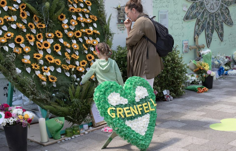  People visited the site of the Grenfell tragedy to pay their respects