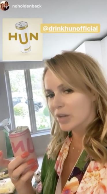 Amanda Holden has given Hun - the rosé win in a can - the thumbs up 