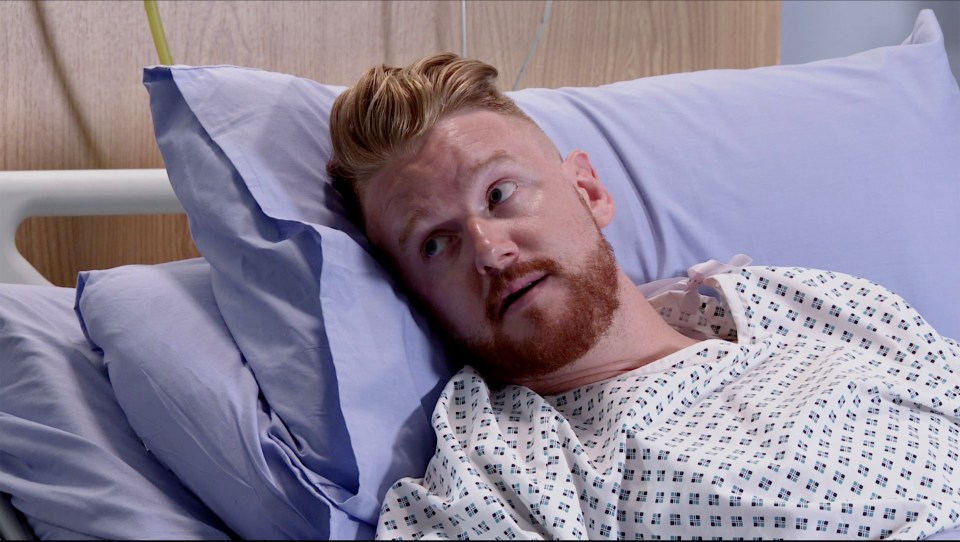 Gary plans to do a runner after confessing killing Rick to Sarah in Corrie