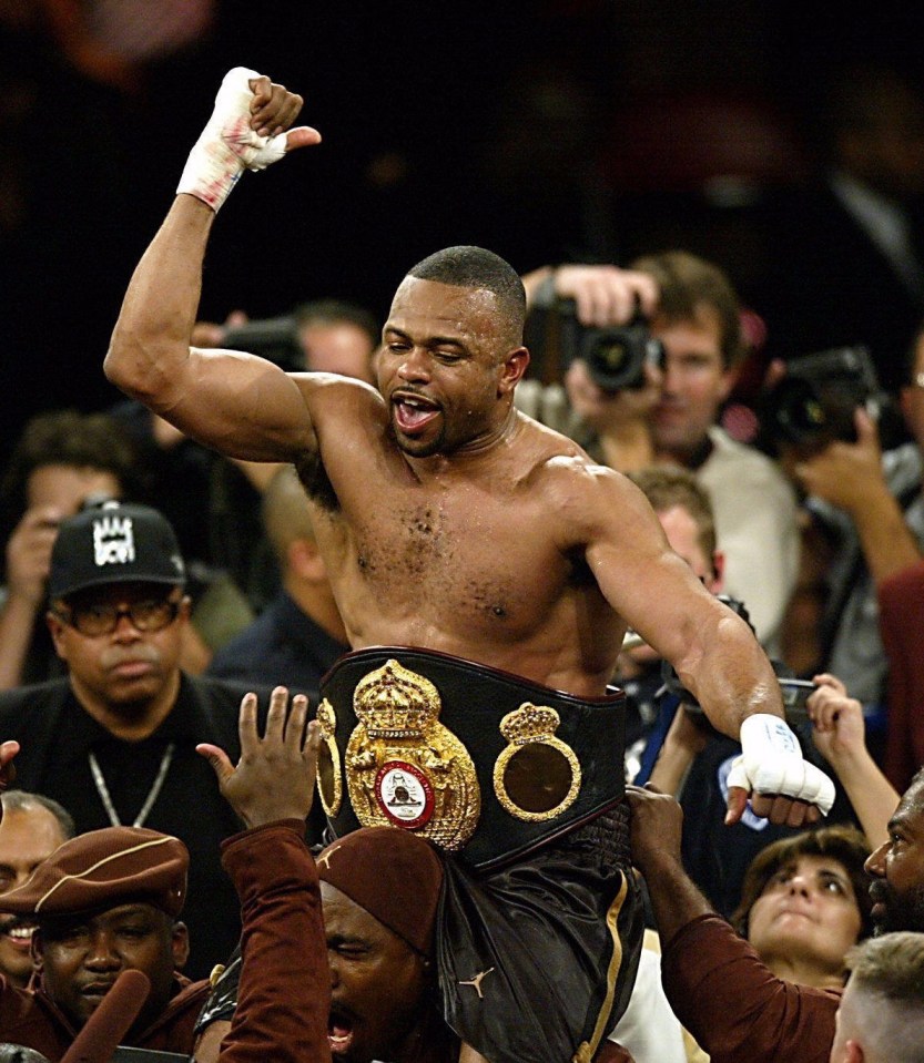 Roy Jones Jr won the heavyweight title in 2003