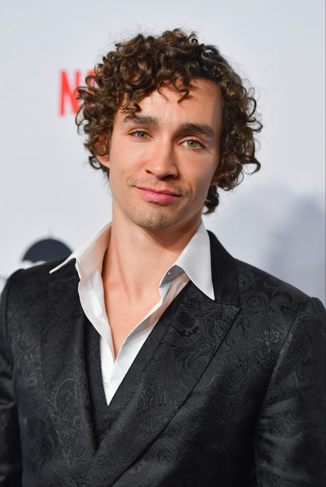 Robert Sheehan plays Claus on The Umbrella Academy