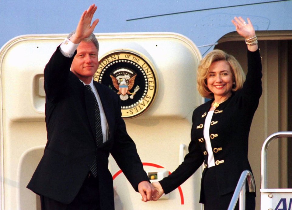 President Bill Clinton and First Lady Hillary on the steps of Air Force One