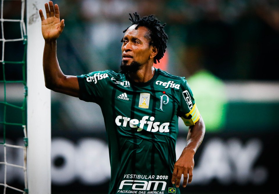 Ze Roberto played well into 40s