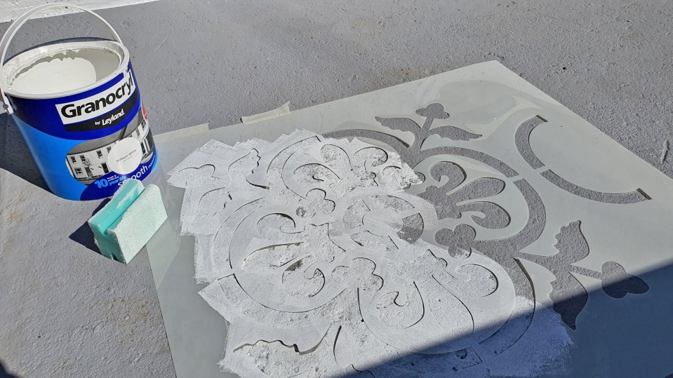 Victoria used a sponge and a stencil for her patio, advising people to keep wiping paint off for a clean finish