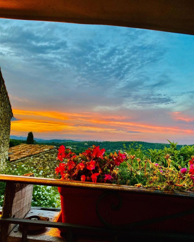 Piers Morgan shared an incredible sunset snap from his beautiful French villa