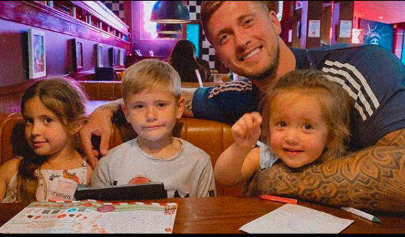 Dan with his three kids Mia, Ella and Teddy