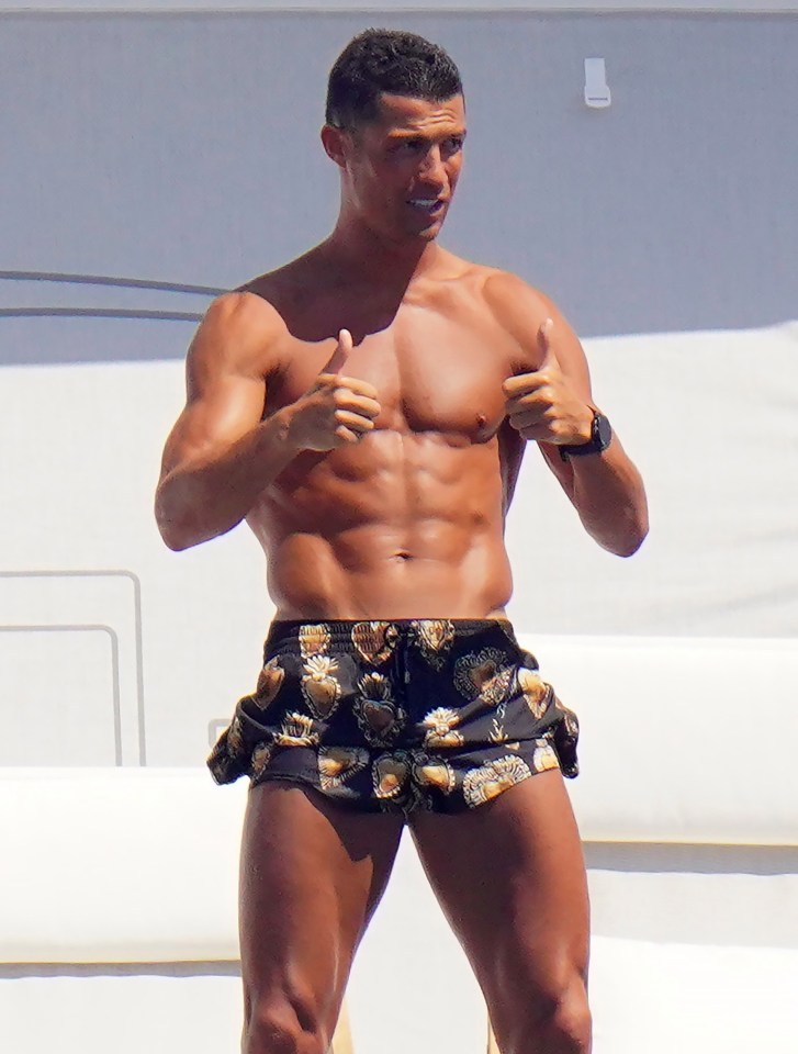 Cristiano Ronaldo showed off his killer abs while on his luxury yacht