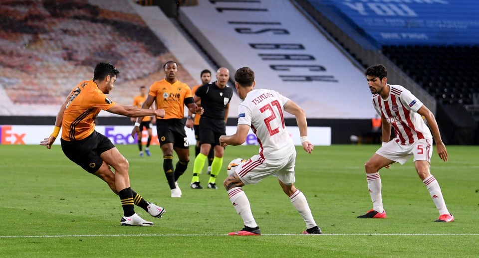 Raul Jimenez went close with this spectacular rabona effort for Wolves 