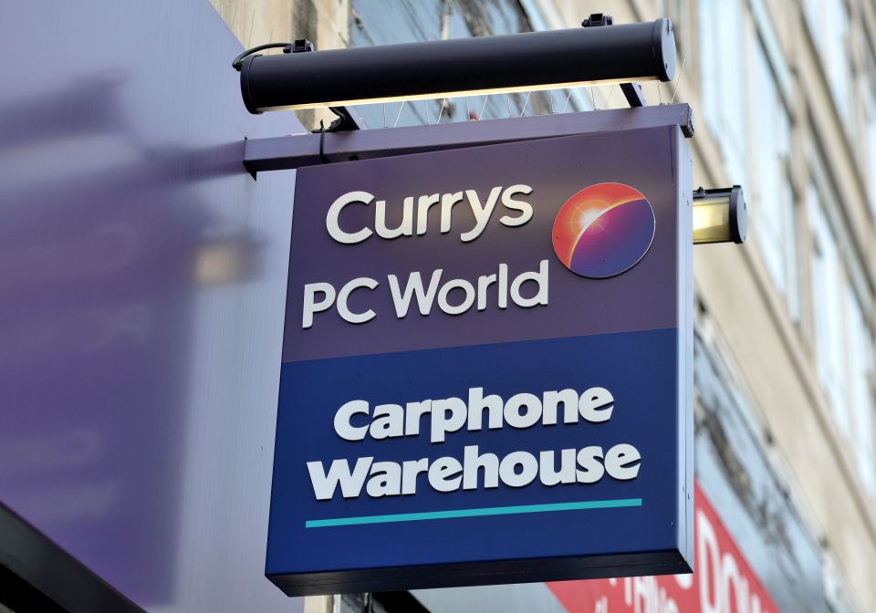 Currys PC World plans to slash 800 jobs in a store management shake-up