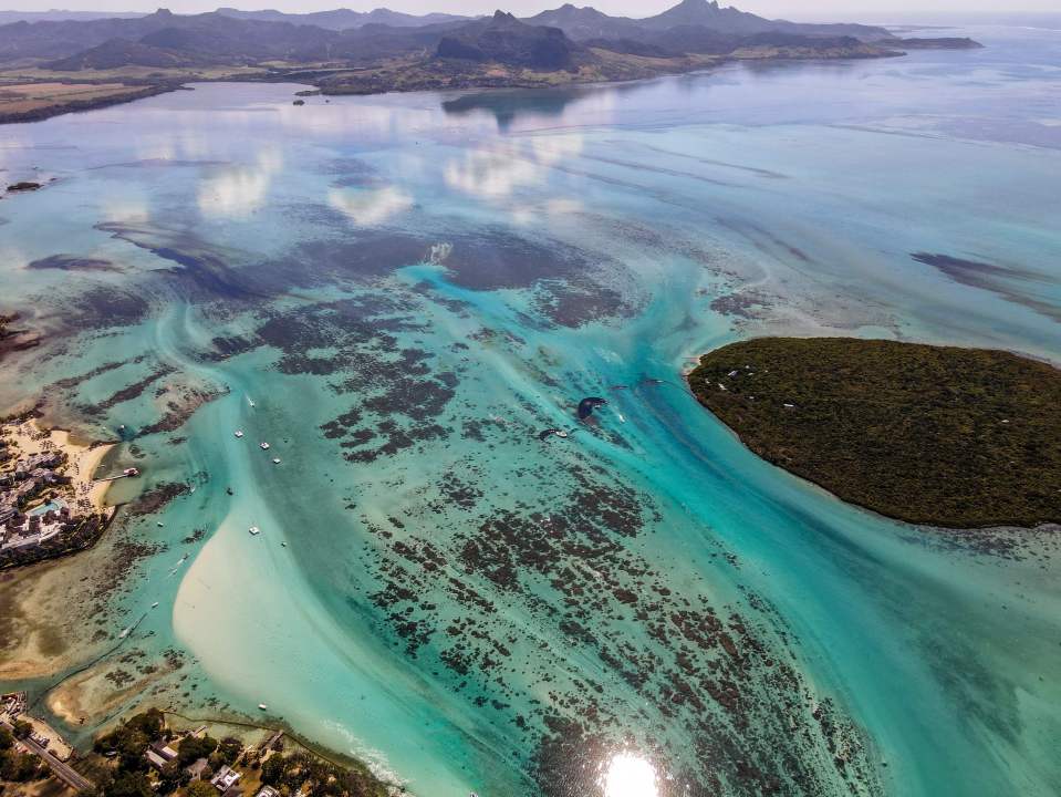 Mauritius says the spill represents a real danger for its tourism industry