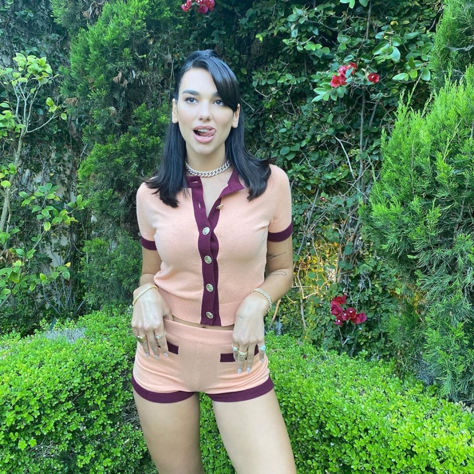 The singer wore some sizzling hotpants as she took some photos in her garden