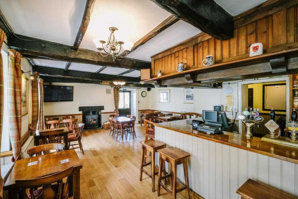 We've rounded up the best pubs you can stay the night at for less than £40 a night