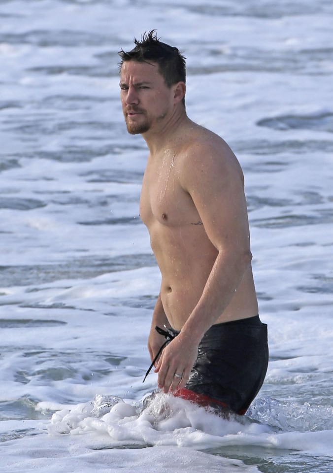 Tatum was spotted relaxing in Hawaii in 2017 - dad bods are said to look more 'human' 