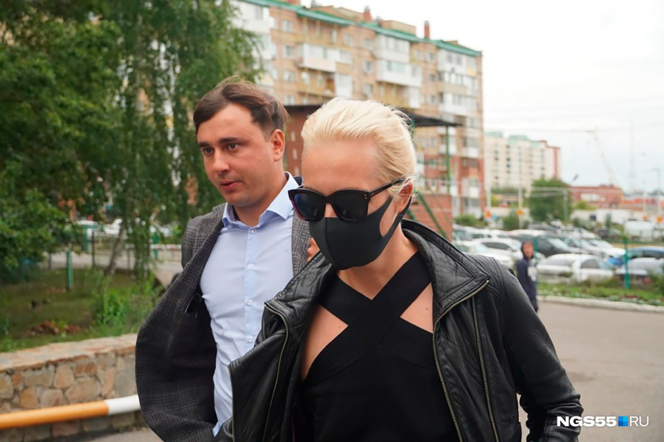 Navalny's wife Yulia raced to the hospital to be at his bedside