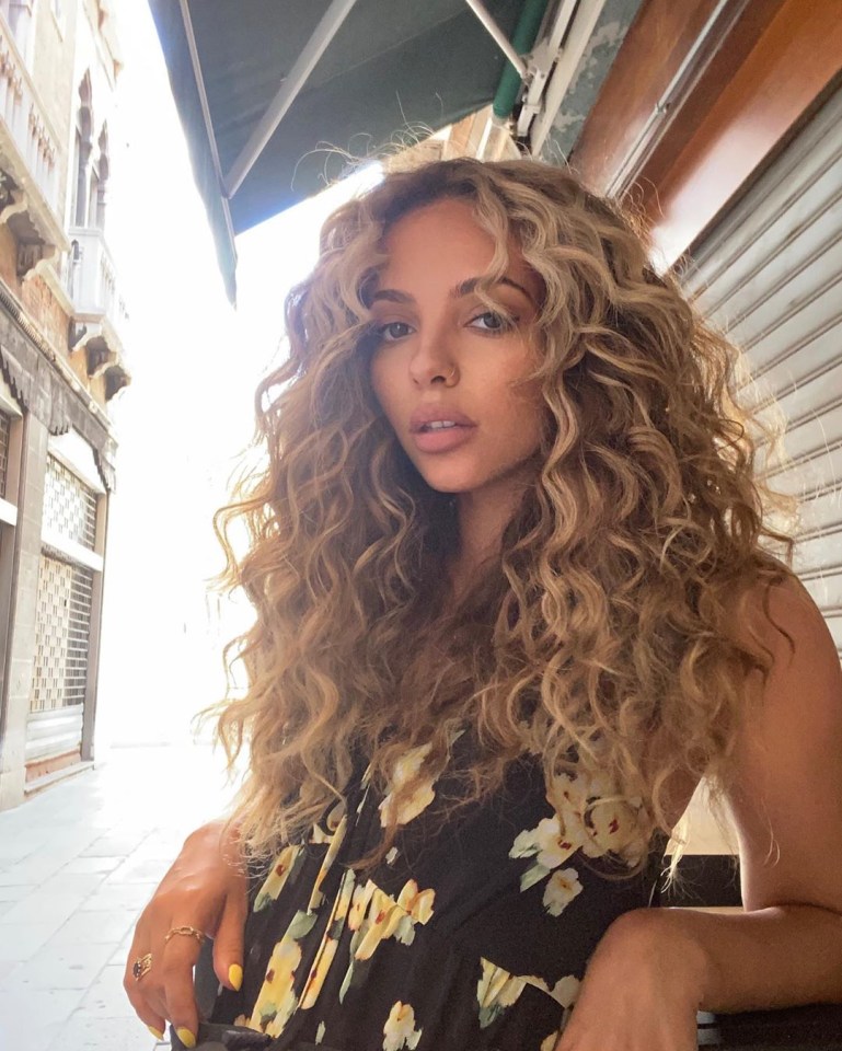 Jade recently debuted curly hair