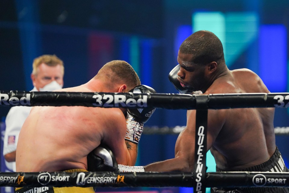 Dubois scored four knockdowns inside two rounds in his first fight this year