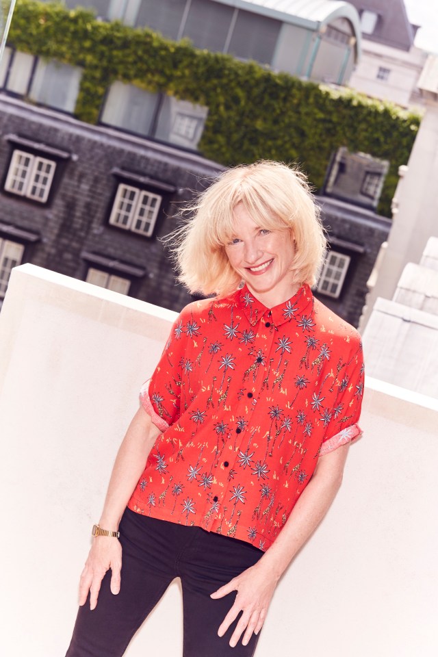 Ab Fab star Jane Horrocks talks about dealing with grief, lockdown, and fancying Joaquin Phoenix