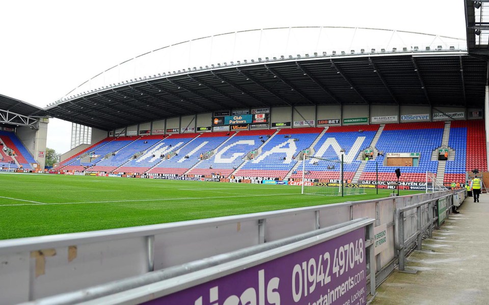 A final £2m bid for cash-strapped Wigan is set to come in from a pair of American businessmen