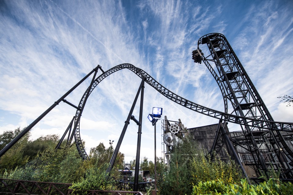 You can enjoy a day at a theme park as well as a hotel stay, from just £21.30 each, per night