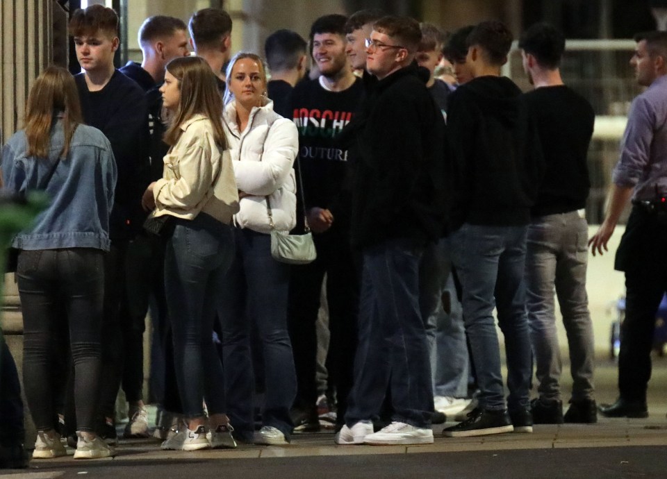 Leeds student appear to ignore the rule of six while out on the town last night