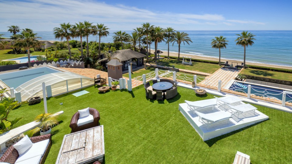 The villa overlooks the beach 