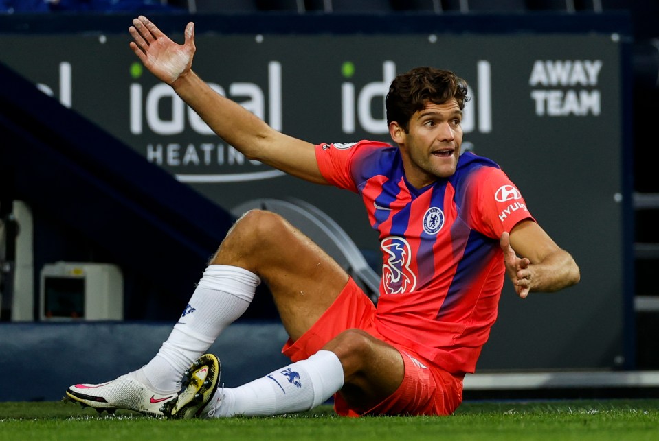 Marcos Alonso reportedly received an angry dressing down from Frank Lampard