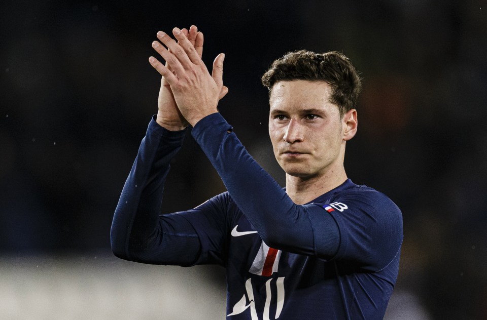 Julian Draxler is being chased in an audacious move by Leeds United