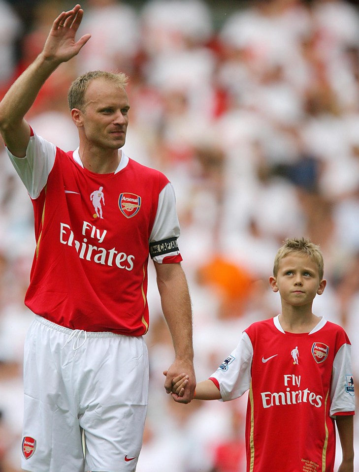 Bergkamp with Mitchel after his Arsenal testimonial