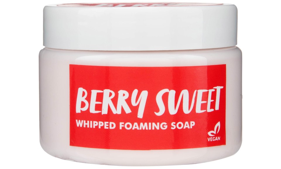 Every product costs just £1 and includes body scrub, bath jelly and whipped foaming soap