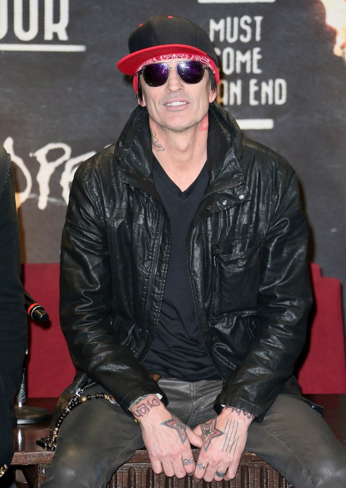 Motley Crue drummer Tommy Lee is sure the band would have been locked up if social media had existed in the 80s and 90s