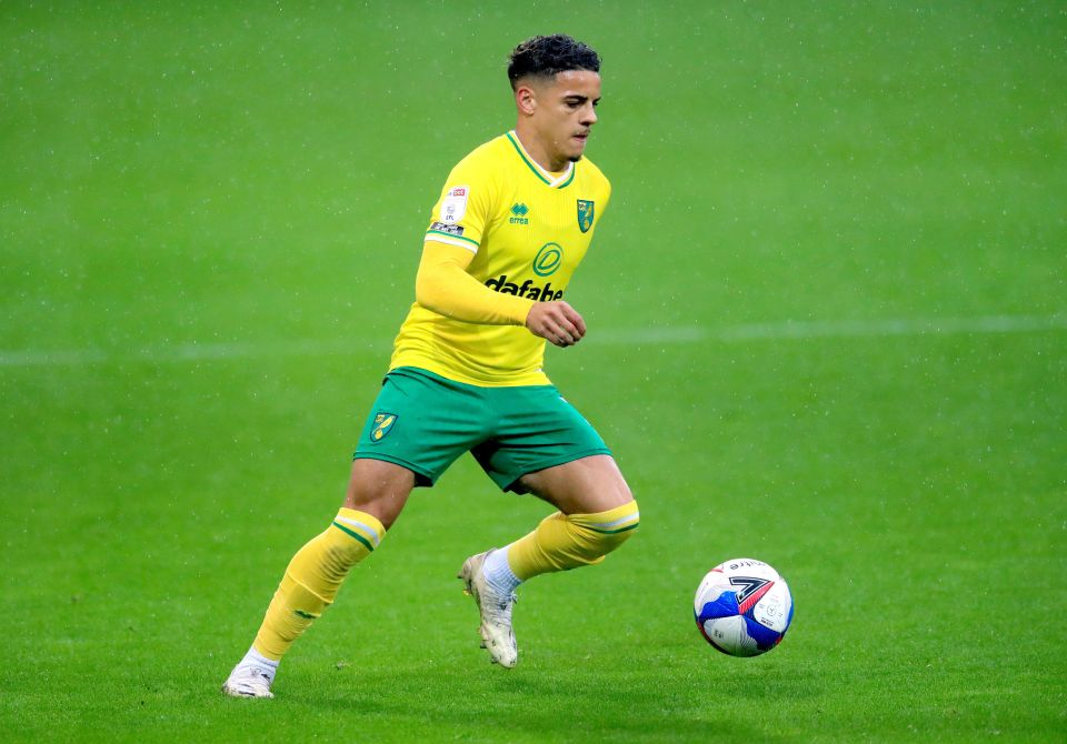 Max Aarons is still at Norwich despite a host of giants chasing him