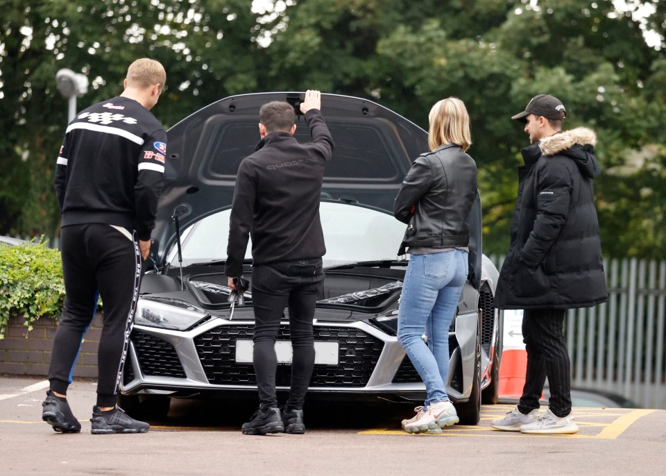 Dan went to inspect the car in North London with his mum Toni