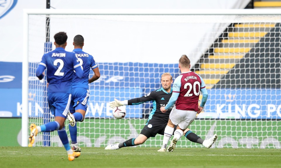 Jarrod Bowen wrapped up the three points for the visitors in the 83rd minute