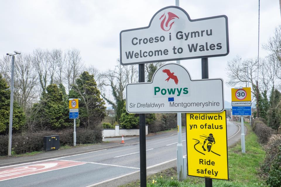 English people from hotspots are banned from going into Wales