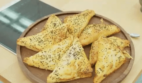 Bake Off contestant Linda Rayfield tried to pass off samosas as a Cornish pasty