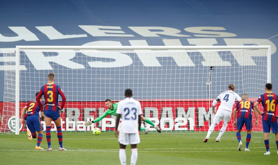 Los Blancos' legendary captain won and scored the spot kick