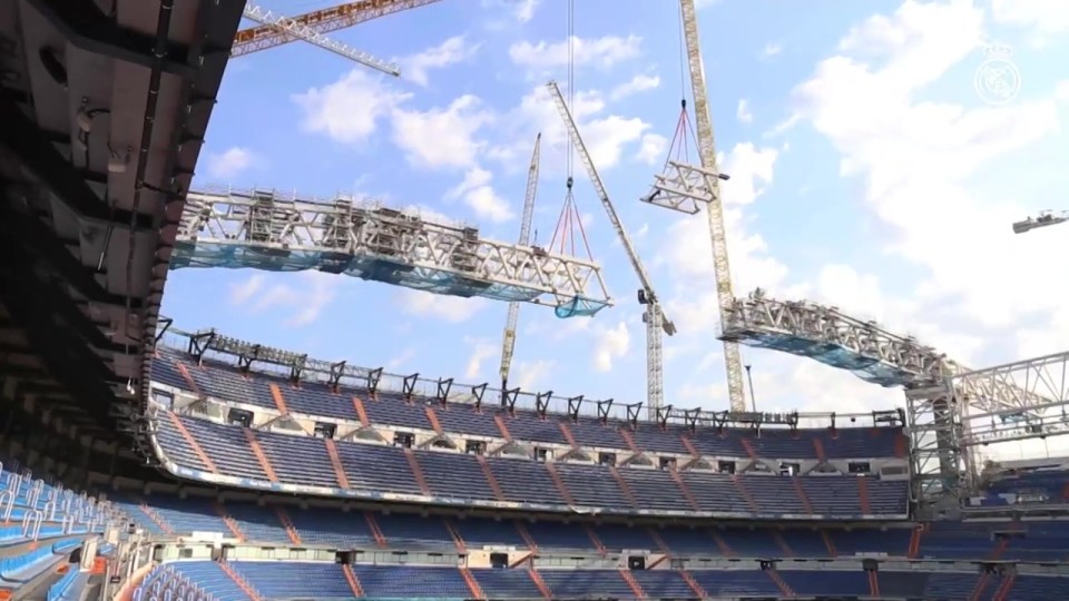 Work on the retractable roof covering the Bernabeu has begun