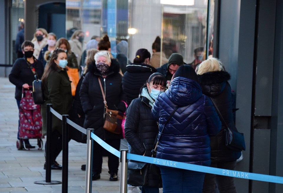 Masked up shoppers got ready to pick up a few bits before the second national lockdown